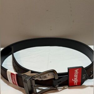 Wrangler Men’s Leather Reversible Belt with Gunmetal Buckle. Men’s Size 38 (NWT)